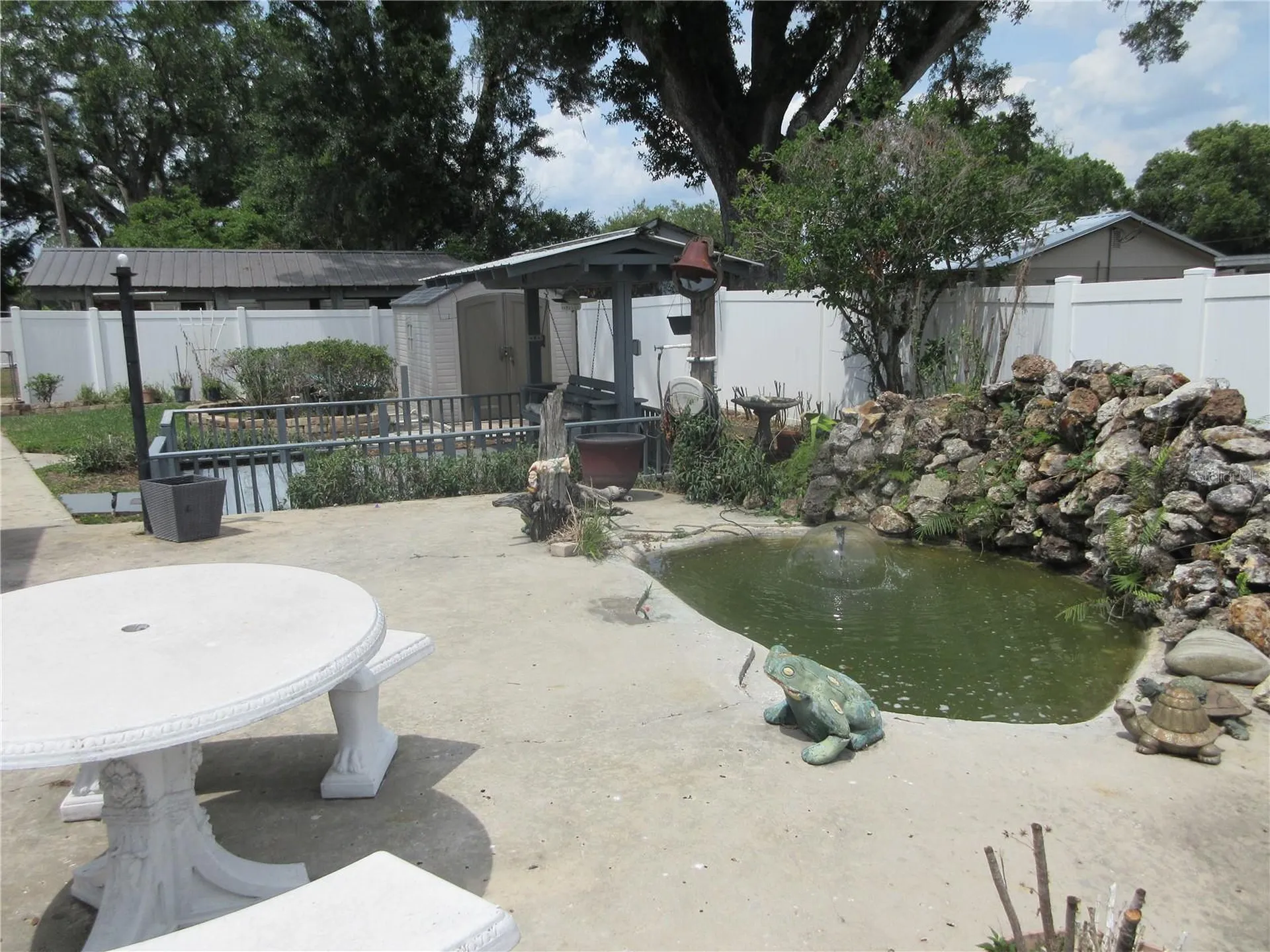 902 N Crystal Terrace Plant City FL 33563
