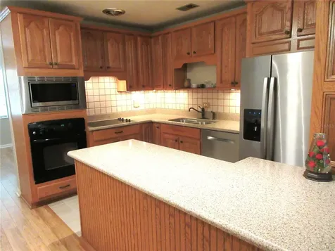 902 N Crystal Terrace Plant City FL 33563