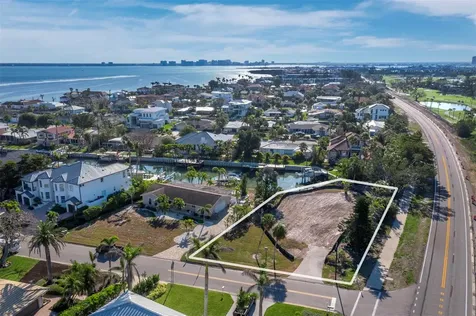 500 Outrigger Lane Longboat Key FL 34228