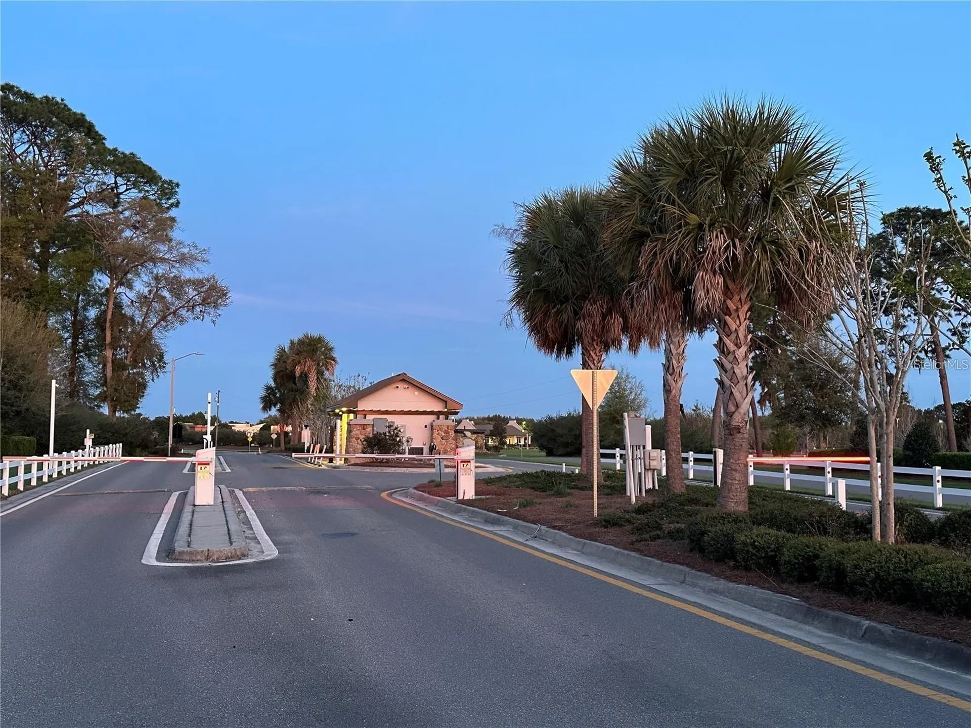 9031 SW 75th Loop Ocala FL 34481