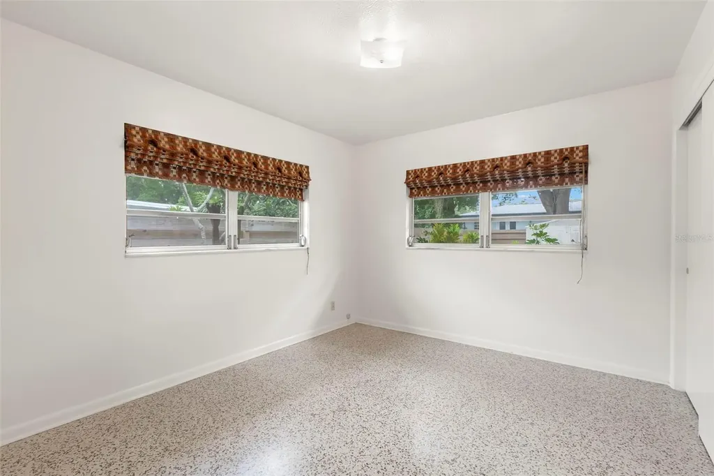 2616 Toronto Tampa FL 33629