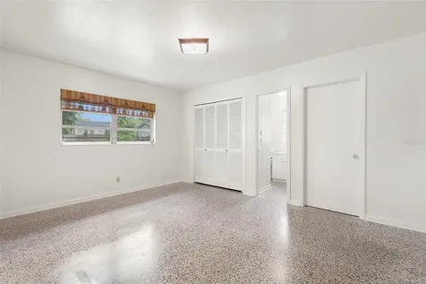 2616 Toronto Tampa FL 33629