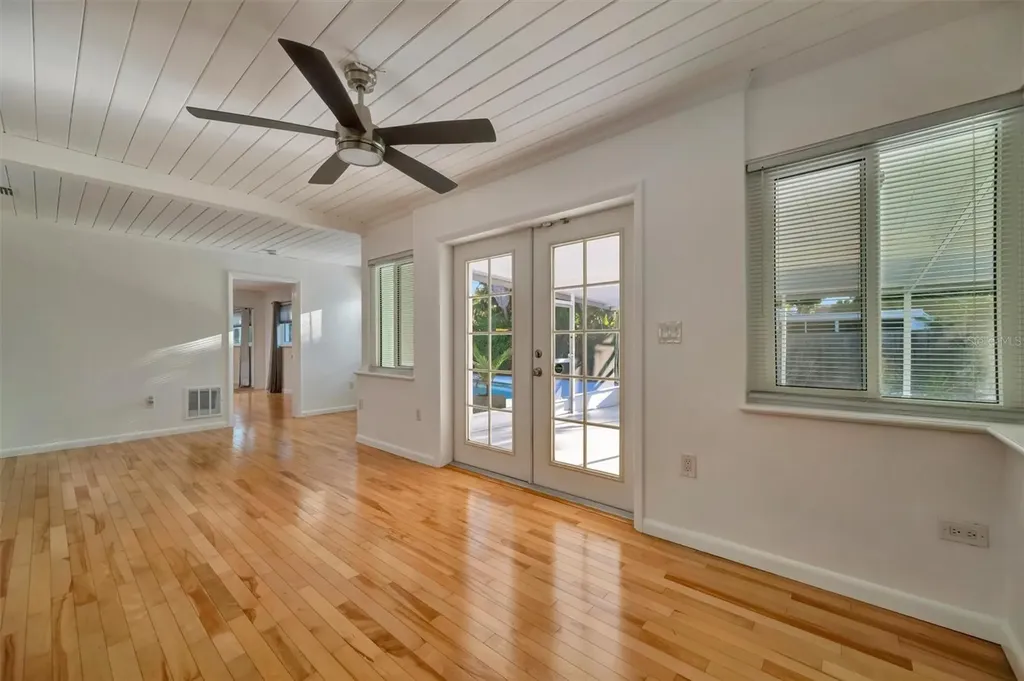 5015 Eastchester Drive Sarasota FL 34234