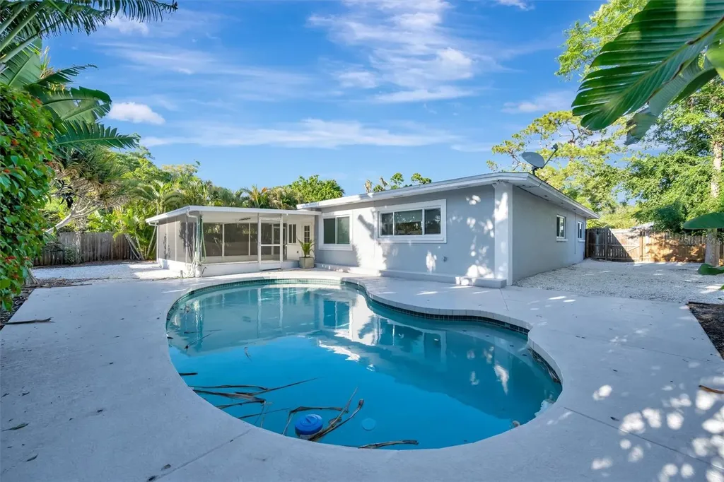 5015 Eastchester Drive Sarasota FL 34234