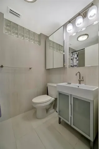 5015 Eastchester Drive Sarasota FL 34234