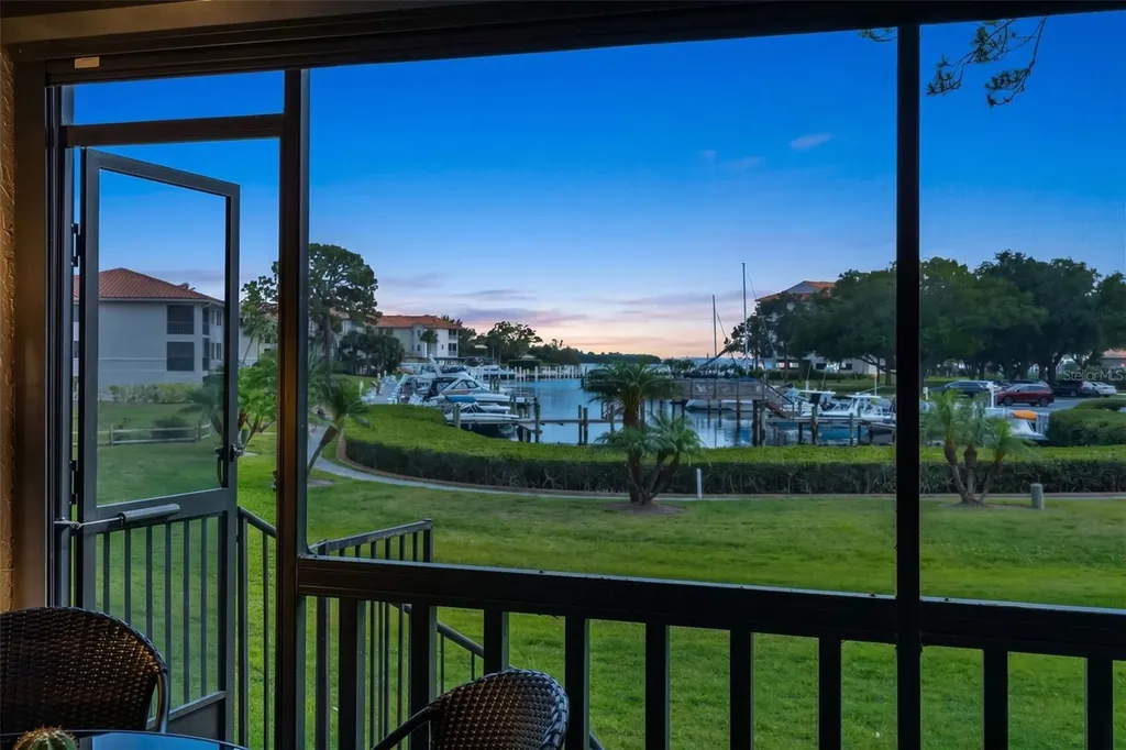 1804 Mariner Drive Tarpon Springs FL 34689