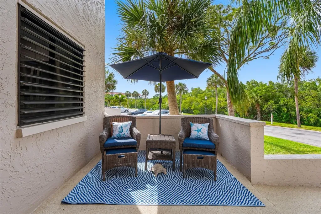 1804 Mariner Drive Tarpon Springs FL 34689