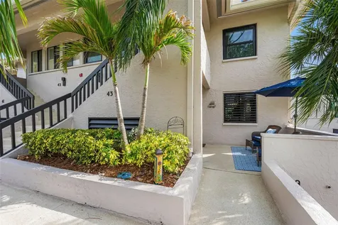 1804 Mariner Drive Tarpon Springs FL 34689