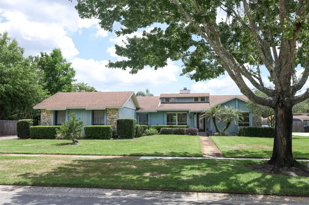 8852 El Prado Avenue Orlando FL 32825