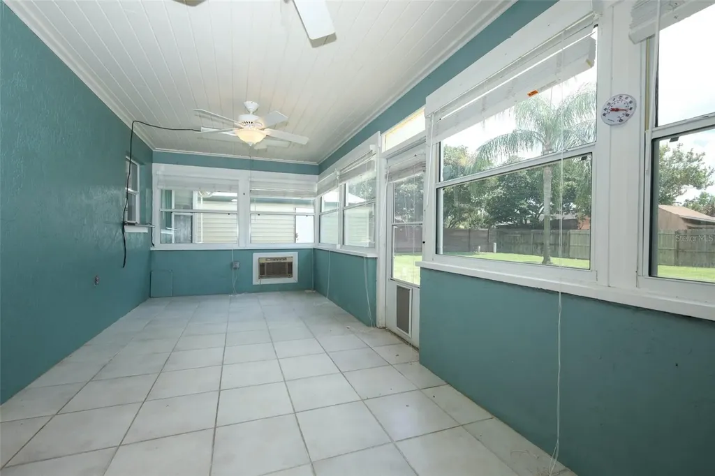 8852 El Prado Avenue Orlando FL 32825