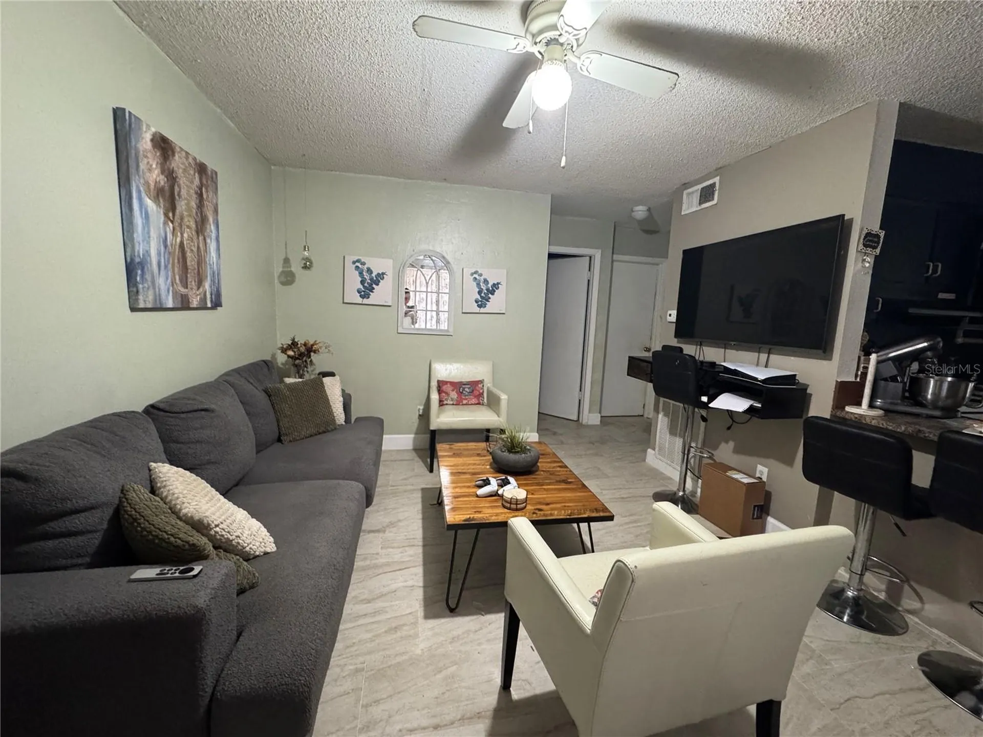 201 E Buchanon Avenue Orlando FL 32809