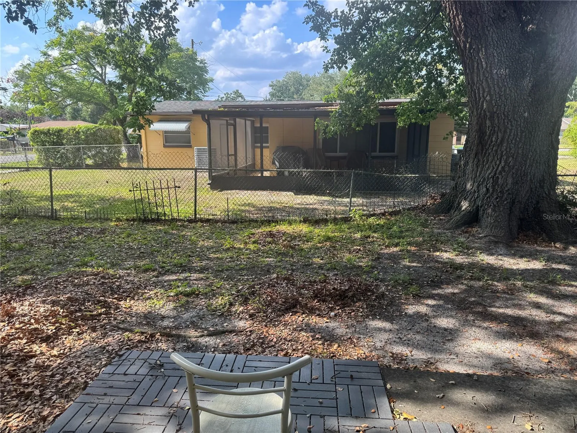 201 E Buchanon Avenue Orlando FL 32809