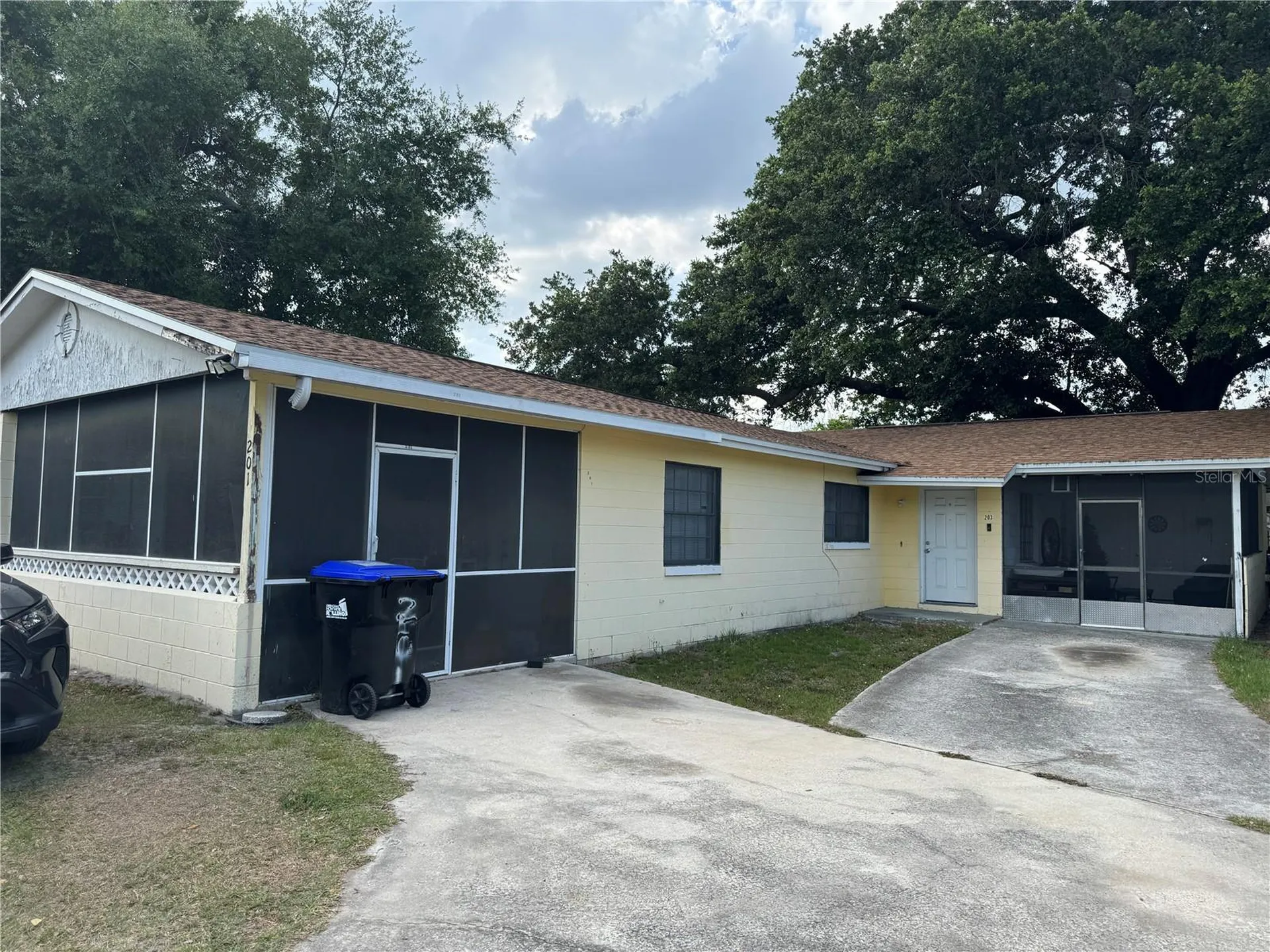 201 E Buchanon Avenue Orlando FL 32809