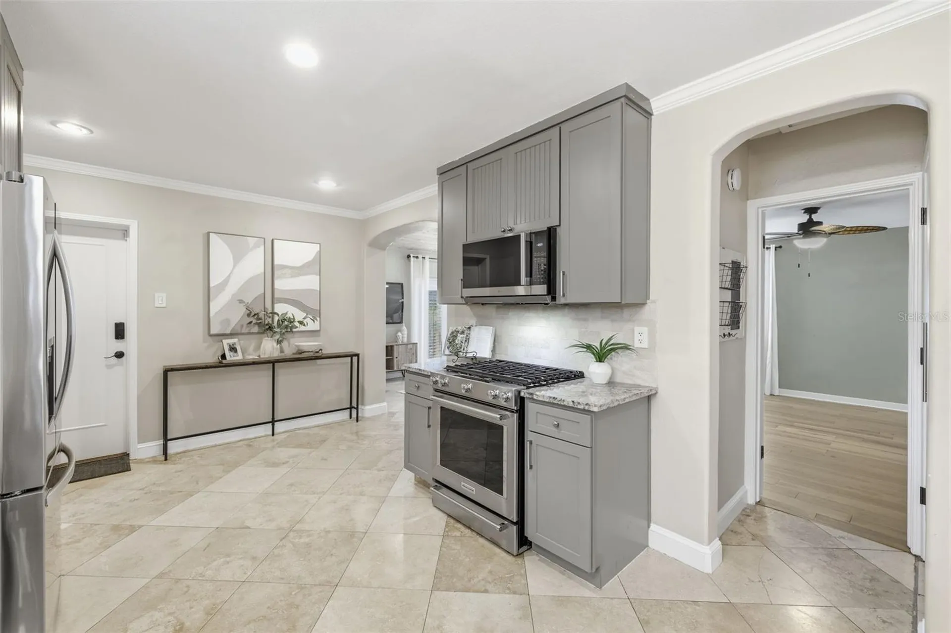 101 26th Avenue NE St Petersburg FL 33704
