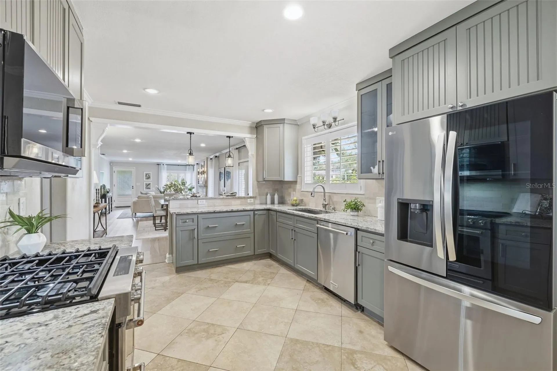 101 26th Avenue NE St Petersburg FL 33704