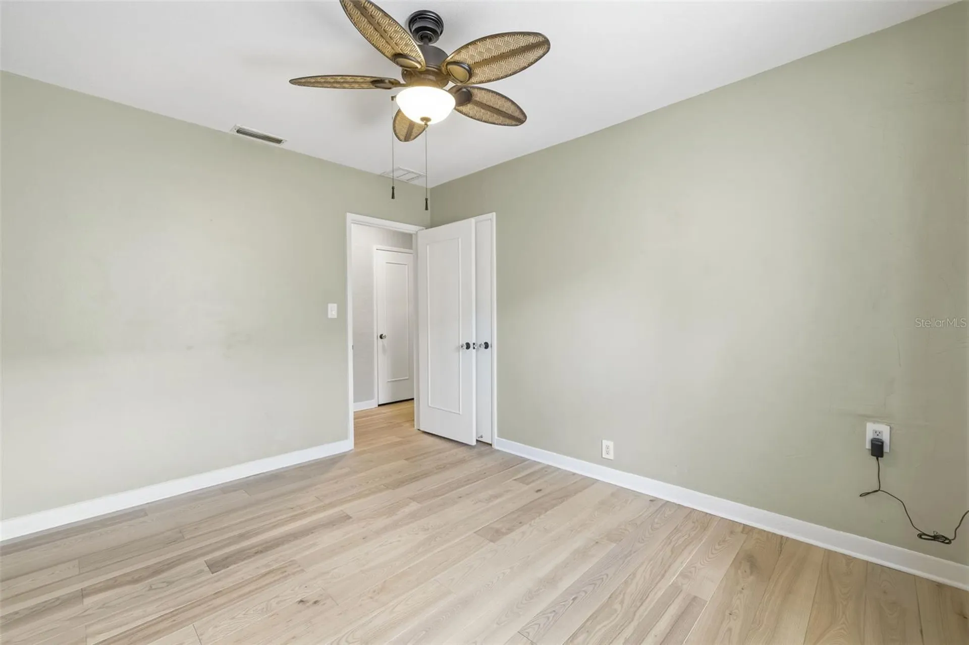 101 26th Avenue NE St Petersburg FL 33704