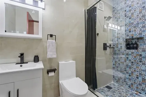 151 San Justo San Juan PR 00901