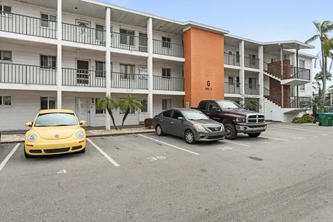 2326 Canal Drive Bradenton FL 34207