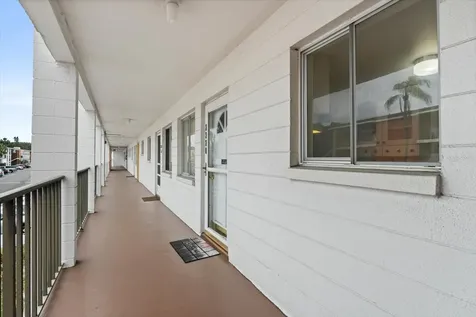 2326 Canal Drive Bradenton FL 34207