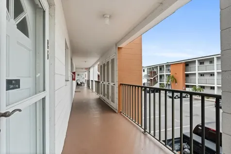 2326 Canal Drive Bradenton FL 34207