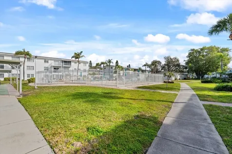2326 Canal Drive Bradenton FL 34207