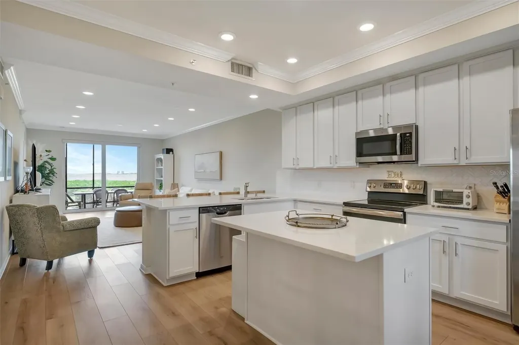 850 Tidewater Shores Loop Bradenton FL 34208