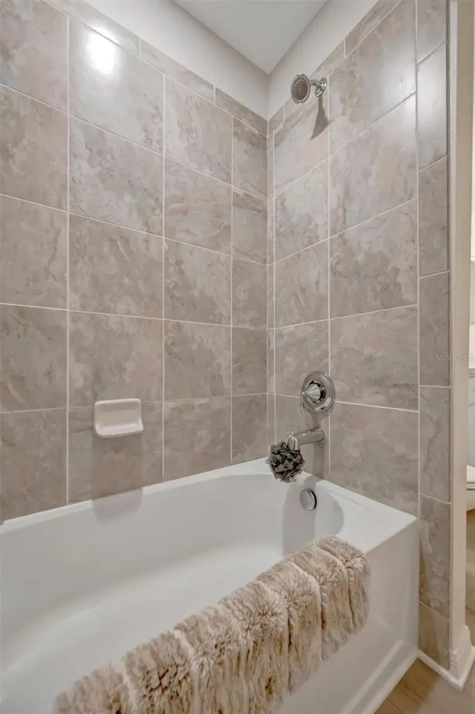 850 Tidewater Shores Loop Bradenton FL 34208