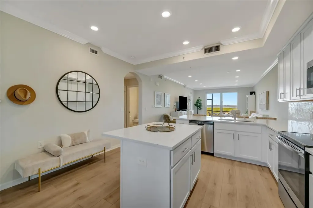 850 Tidewater Shores Loop Bradenton FL 34208