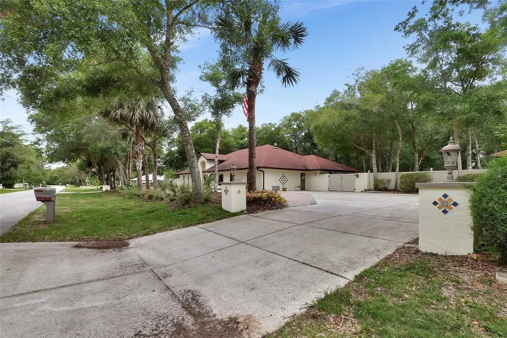 2575 Glen Drive New Smyrna Beach FL 32168