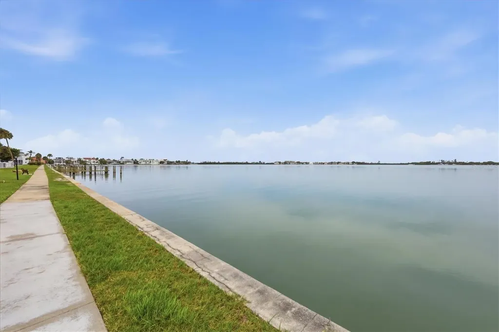 769 John Ringling Boulevard Sarasota FL 34236