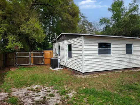 803 Valencia Road Plant City FL 33563