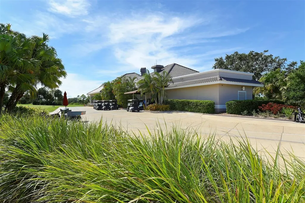9300 Clubside Circle Sarasota FL 34238