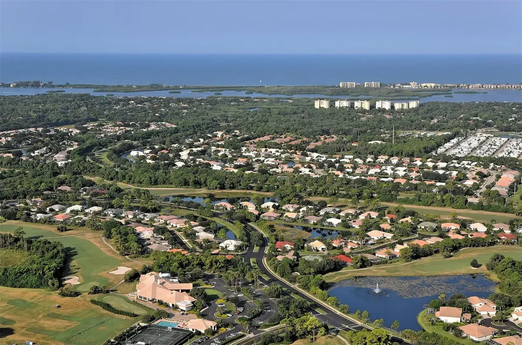 9300 Clubside Circle Sarasota FL 34238
