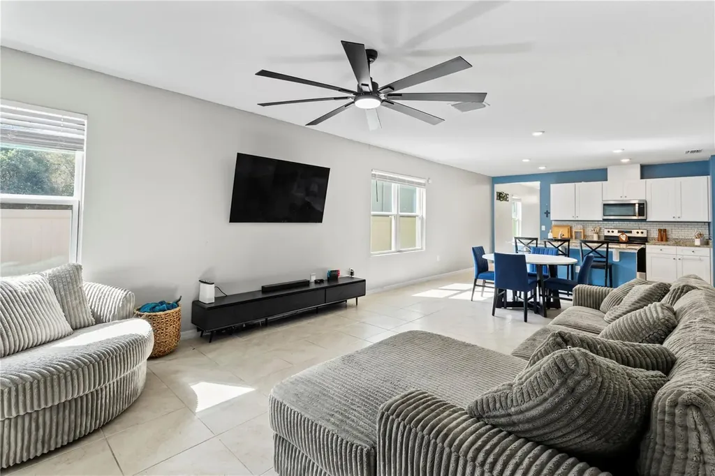 407 Pelham Park Drive Deland FL 32720
