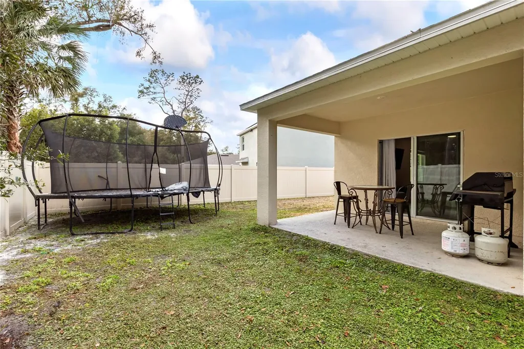 407 Pelham Park Drive Deland FL 32720