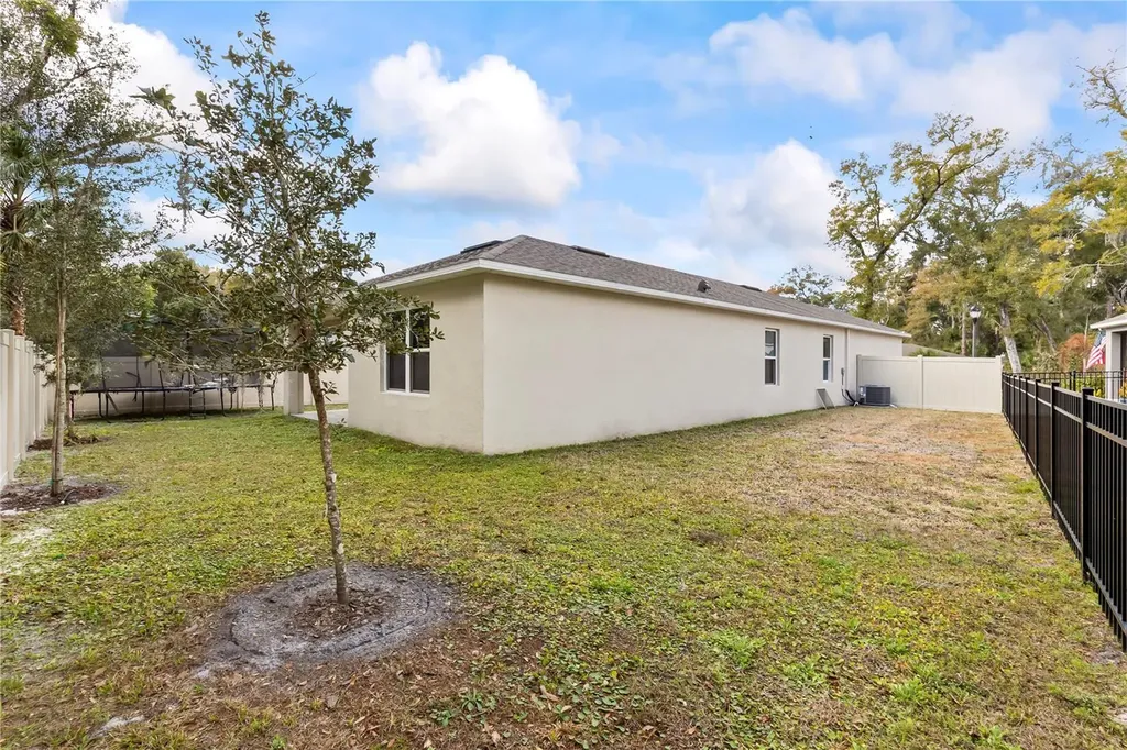407 Pelham Park Drive Deland FL 32720
