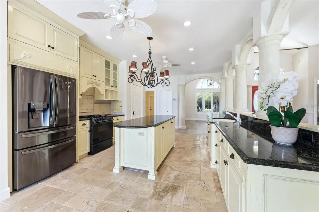 3344 Sabal Cove Lane Longboat Key FL 34228