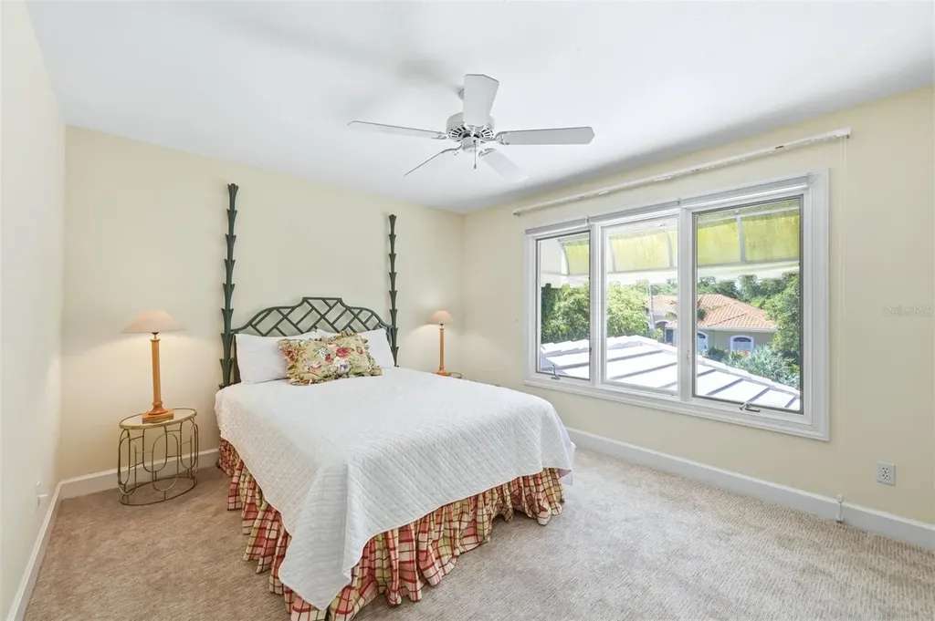 3344 Sabal Cove Lane Longboat Key FL 34228