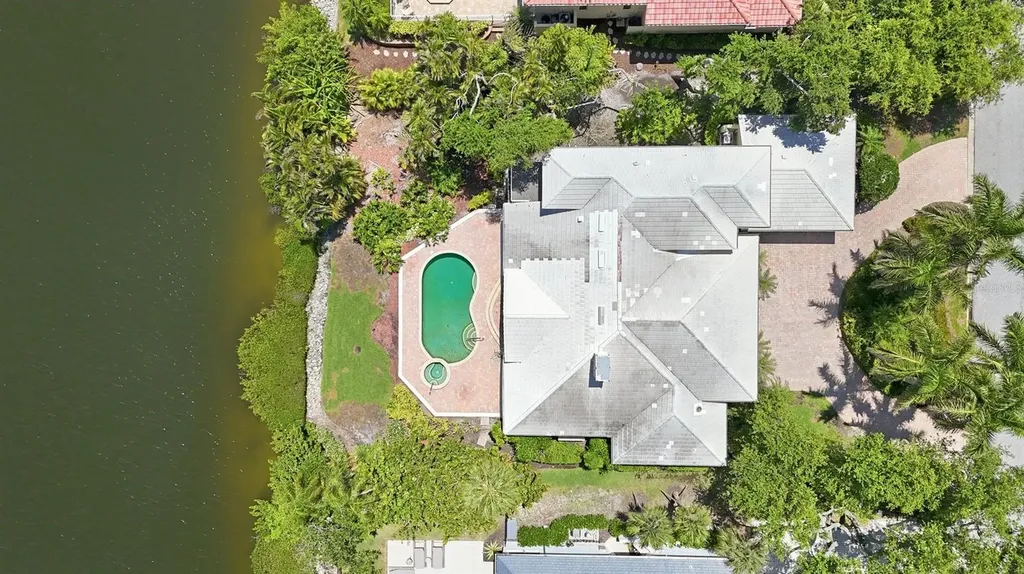 3344 Sabal Cove Lane Longboat Key FL 34228