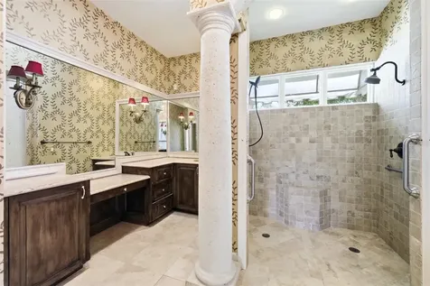 3344 Sabal Cove Lane Longboat Key FL 34228