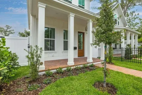 4029 Haines Road N St Petersburg FL 33703