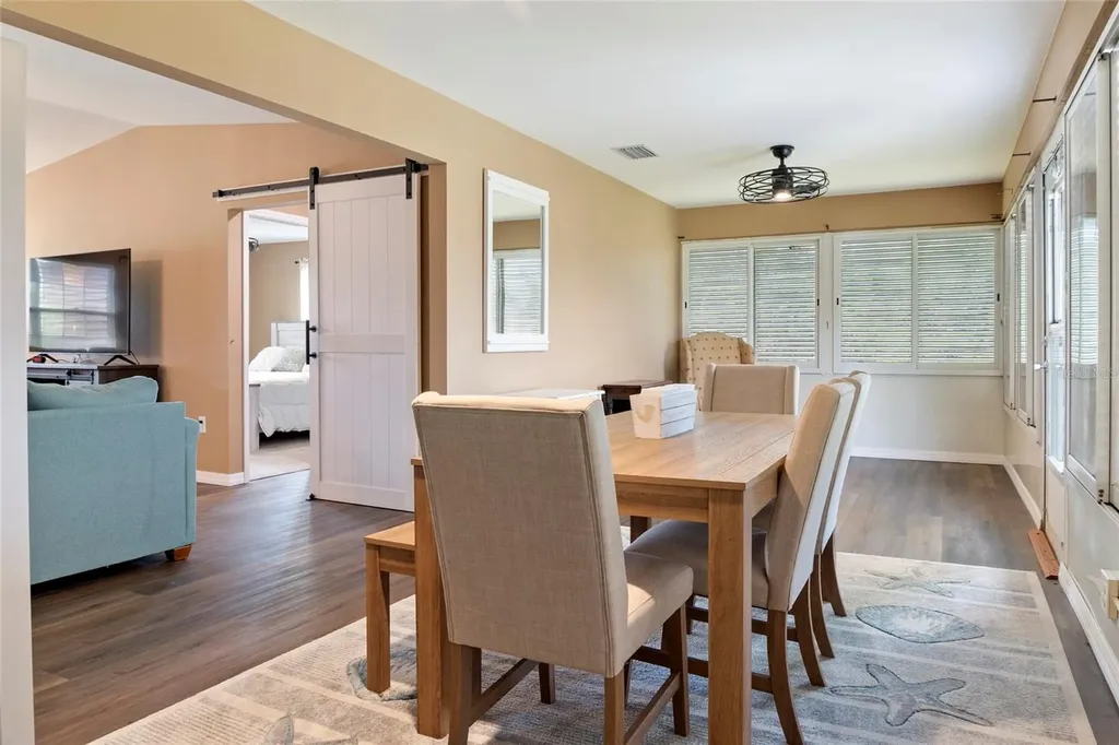 7515 Spinnaker Boulevard Englewood FL 34224