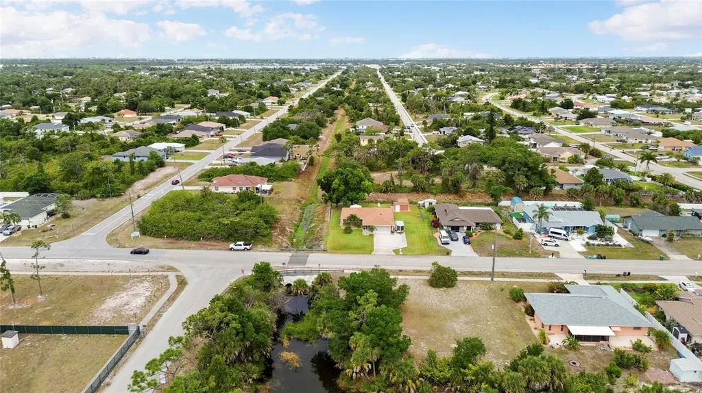 7515 Spinnaker Boulevard Englewood FL 34224