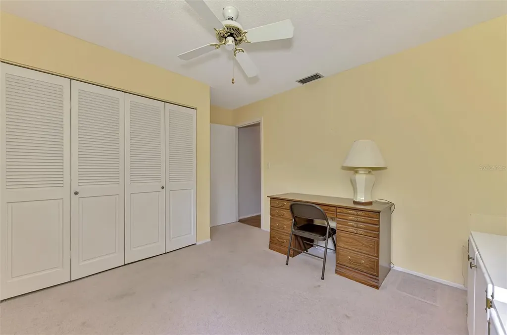 3360 Ramblewood Drive S Sarasota FL 34237