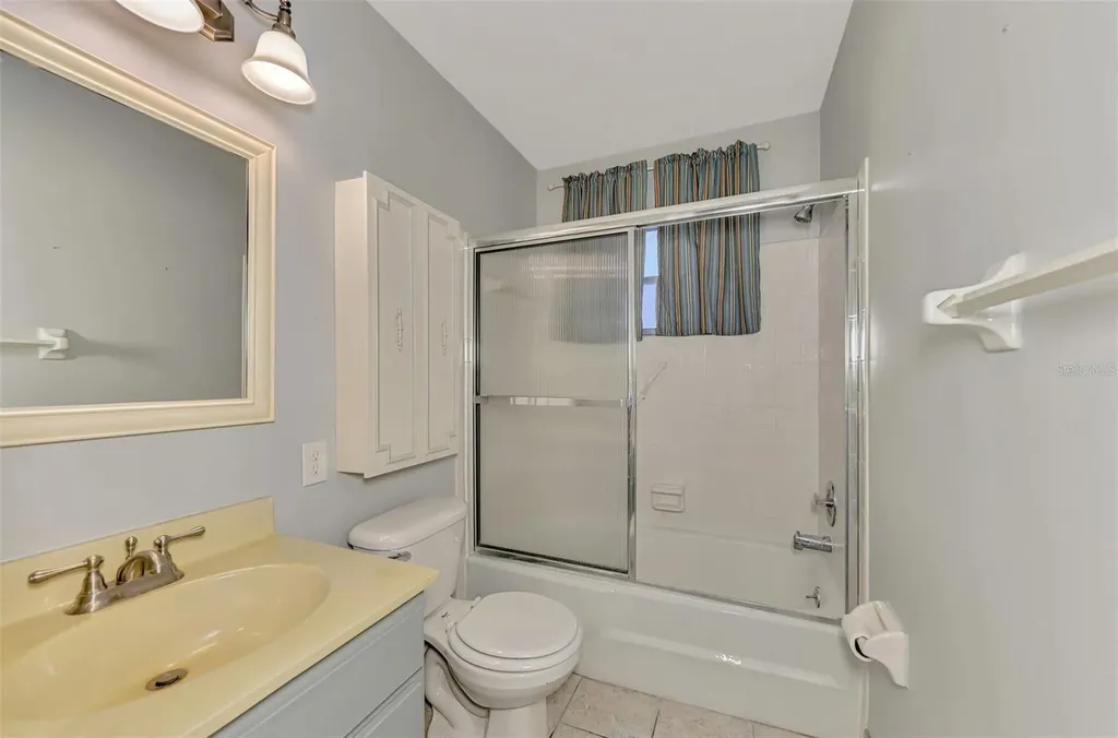 3360 Ramblewood Drive S Sarasota FL 34237