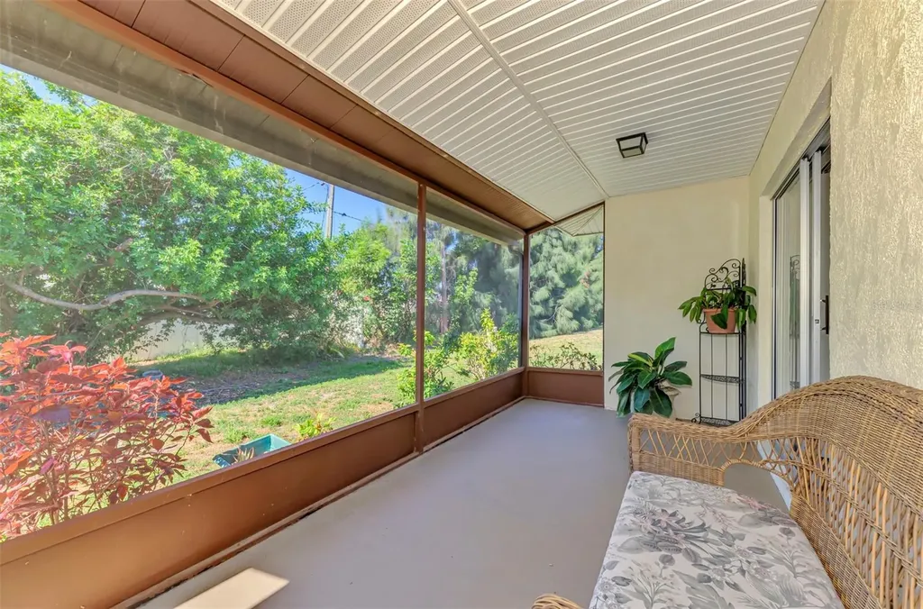 3360 Ramblewood Drive S Sarasota FL 34237
