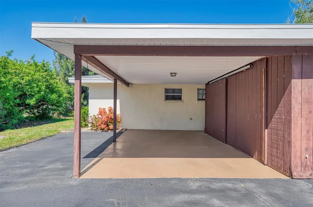 3360 Ramblewood Drive S Sarasota FL 34237