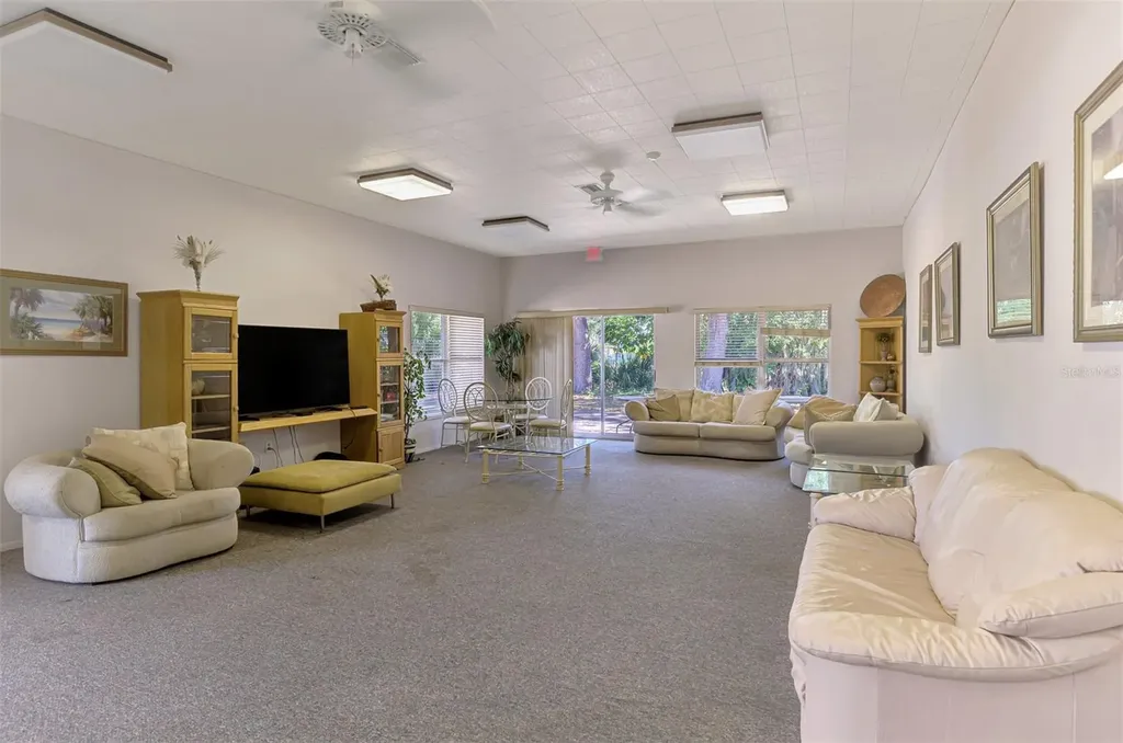 3360 Ramblewood Drive S Sarasota FL 34237