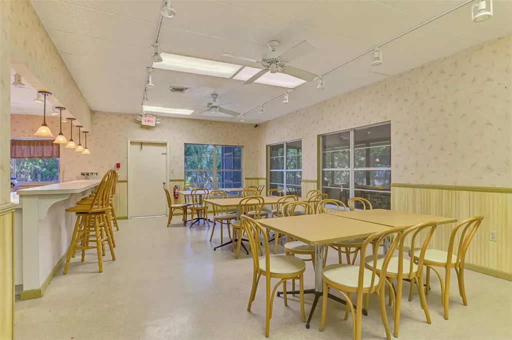 3360 Ramblewood Drive S Sarasota FL 34237