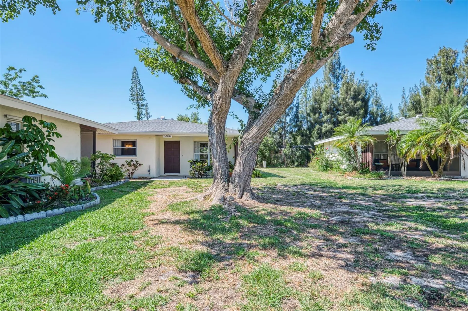 3360 Ramblewood Drive S Sarasota FL 34237
